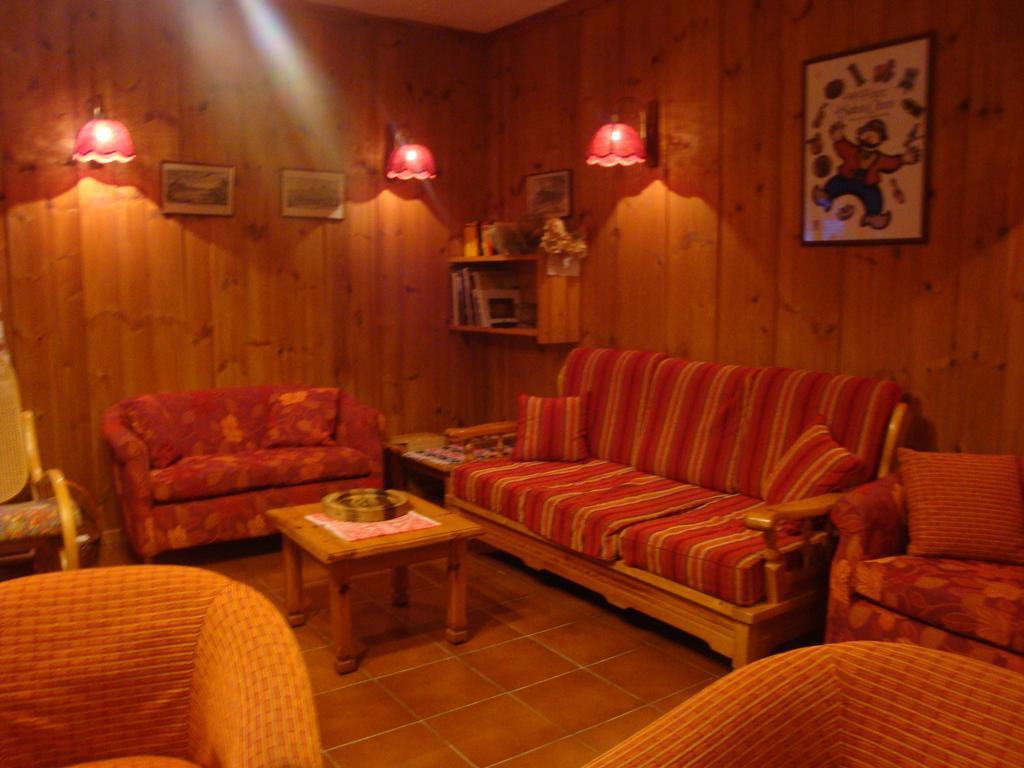 Hotel Alpe Fleurie Champoluc Eksteriør bilde