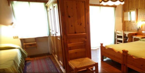 Hotel Alpe Fleurie Champoluc Eksteriør bilde