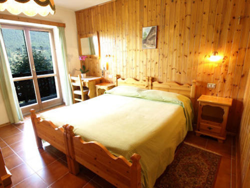 Hotel Alpe Fleurie Champoluc Eksteriør bilde