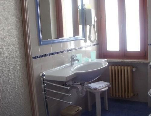 Hotel Alpe Fleurie Champoluc Eksteriør bilde